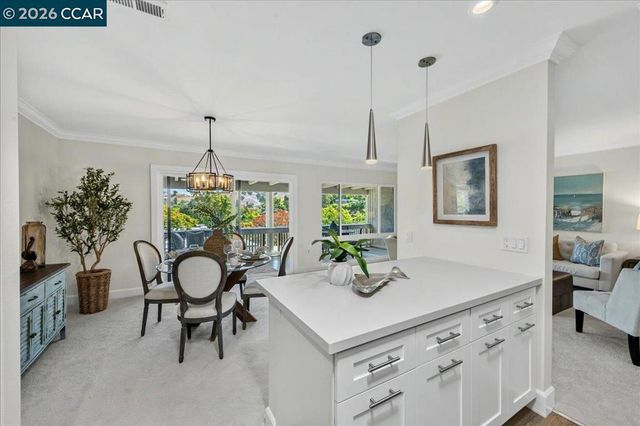 1217 Leisure Ln 5, Walnut Creek, CA 94595
