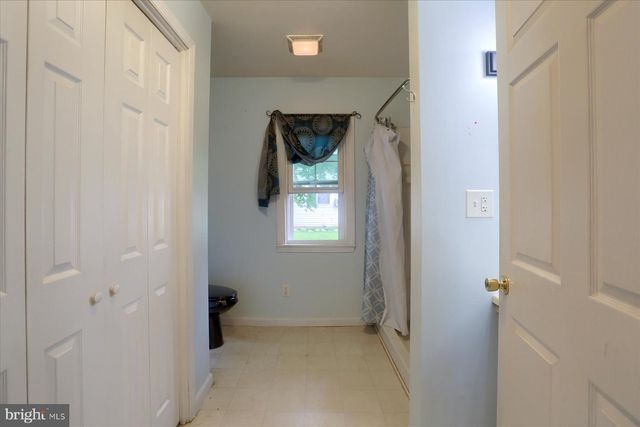 1712 SHEEPFORD RD, Mechanicsburg, PA 17055