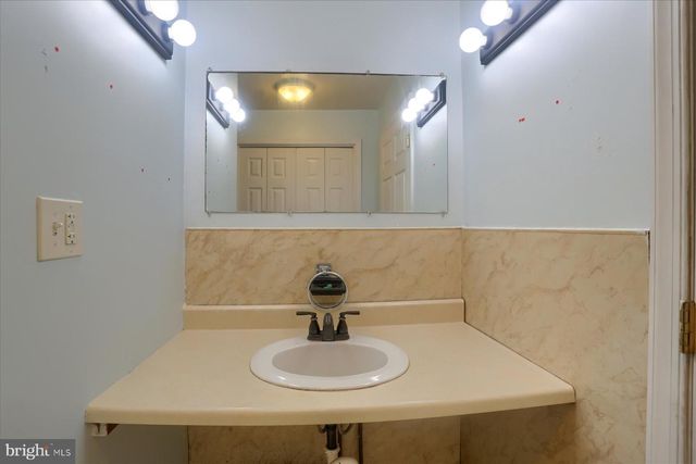 1712 SHEEPFORD RD, Mechanicsburg, PA 17055