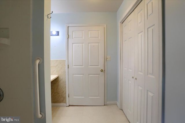 1712 SHEEPFORD RD, Mechanicsburg, PA 17055