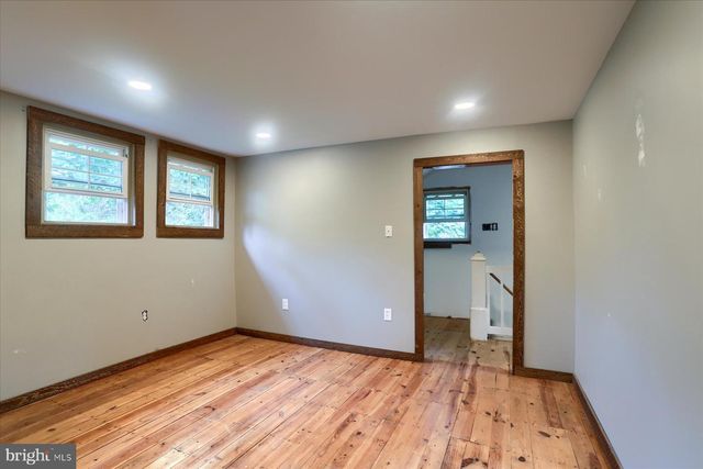 1712 SHEEPFORD RD, Mechanicsburg, PA 17055