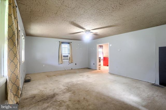 1712 SHEEPFORD RD, Mechanicsburg, PA 17055