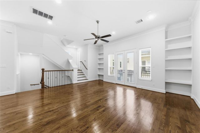 960 W 24th Street, Houston, TX 77008