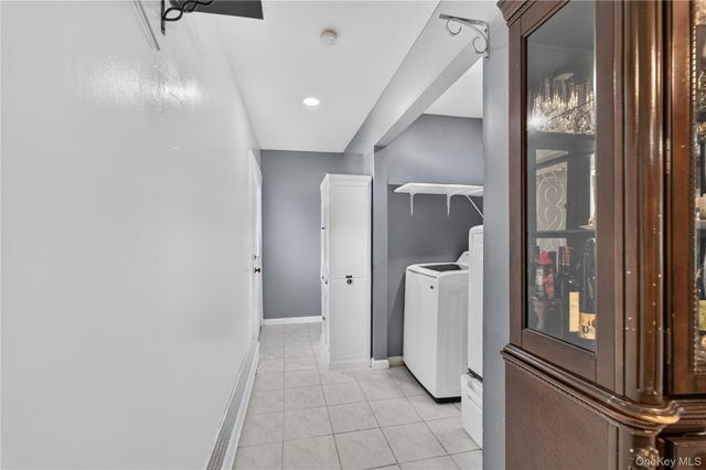139 Smith Street, Amityville, NY 11701