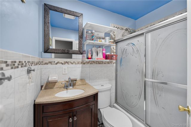 139 Smith Street, Amityville, NY 11701