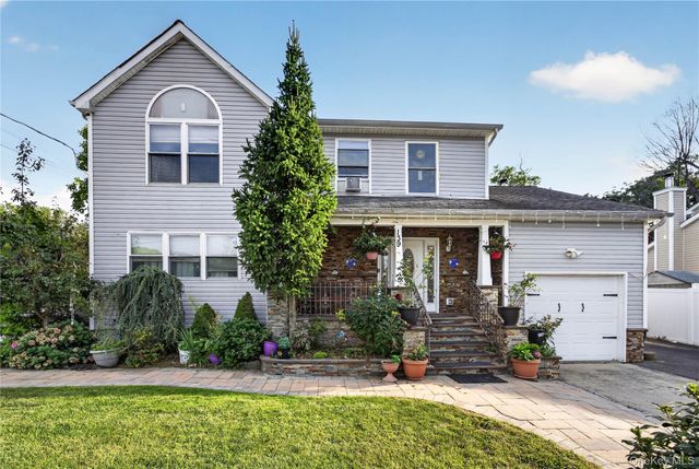 139 Smith Street, Amityville, NY 11701