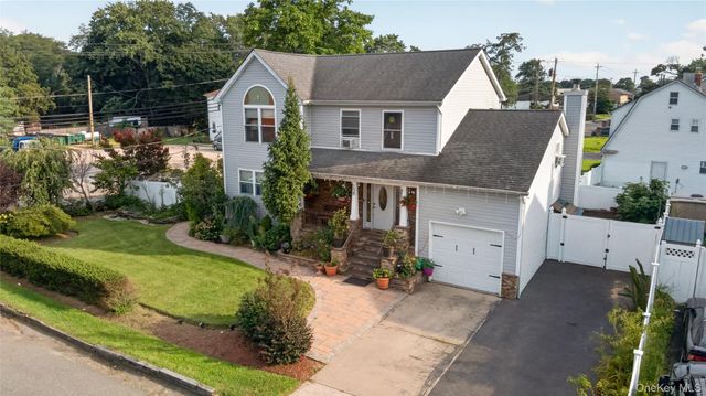 139 Smith Street, Amityville, NY 11701