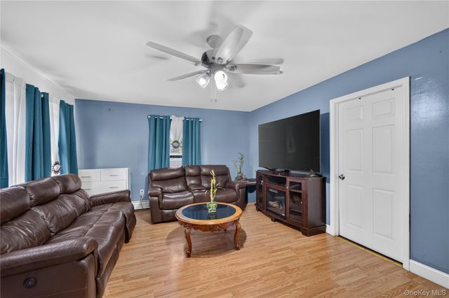 139 Smith Street, Amityville, NY 11701