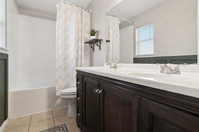 1507 Wavecrest Drive, Glenn Heights, TX 75154