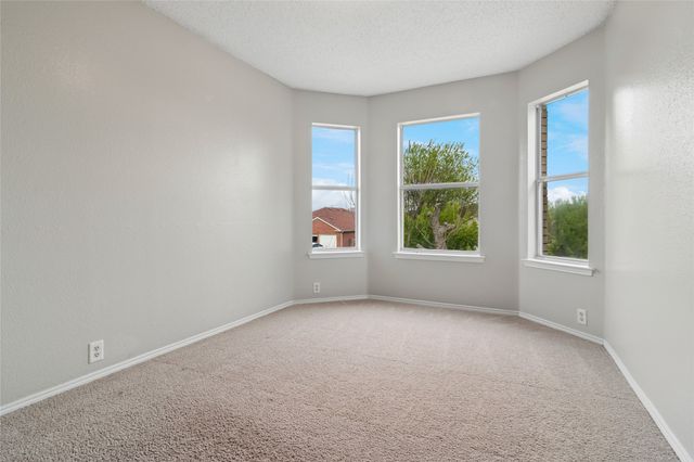 1507 Wavecrest Drive, Glenn Heights, TX 75154