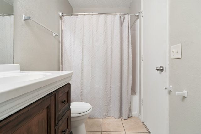 1507 Wavecrest Drive, Glenn Heights, TX 75154