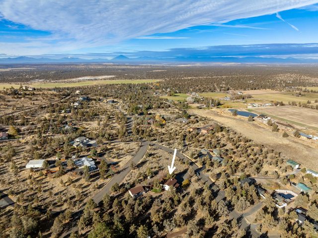 2790 NW Lynch Lane, Redmond, OR 97756