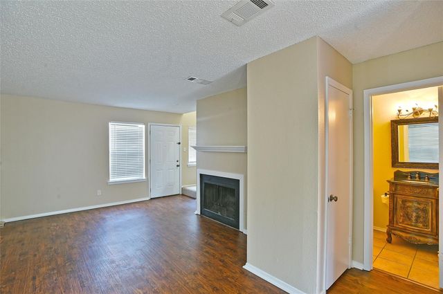 619 Timberline Drive, Hurst, TX 76053