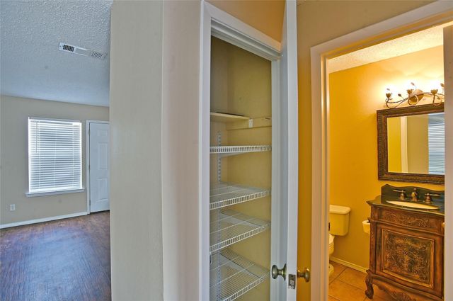 619 Timberline Drive, Hurst, TX 76053