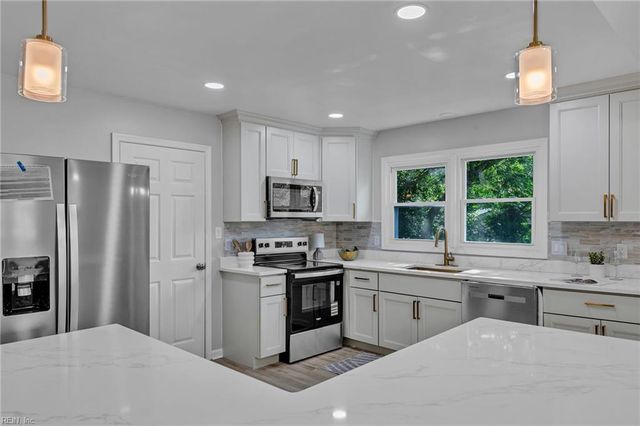 1226 Penniman RD, Williamsburg, VA 23185