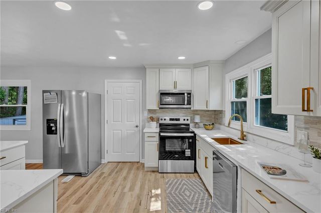 1226 Penniman RD, Williamsburg, VA 23185