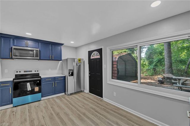 1226 Penniman RD, Williamsburg, VA 23185
