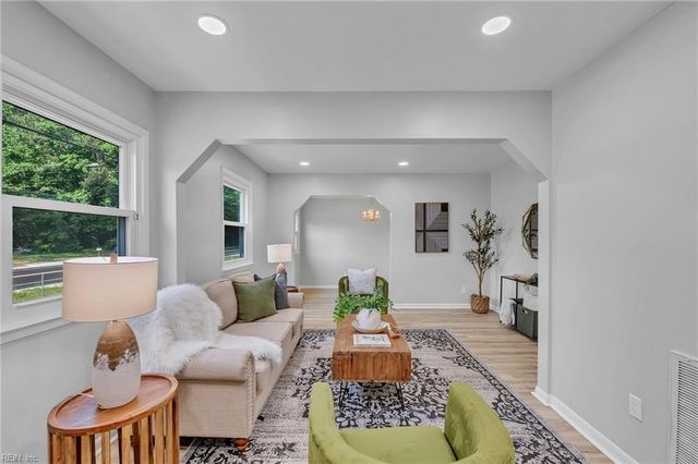 1226 Penniman RD, Williamsburg, VA 23185