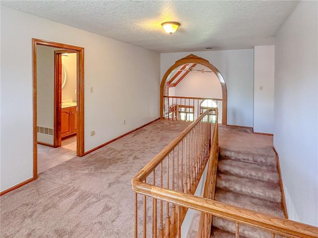 2006 E Norma Court, Excelsior Springs, MO 64024