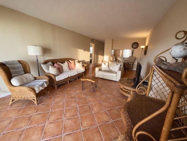 1430 S Lakeside Drive 22, Lake Worth Beach, FL 33460