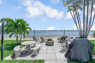 1430 S Lakeside Drive 22, Lake Worth Beach, FL 33460