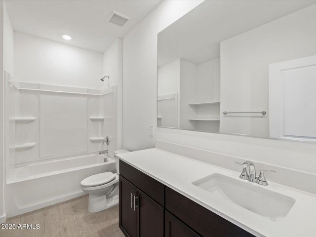 32968 N Vineyard Avenue, San Tan Valley, AZ 85143