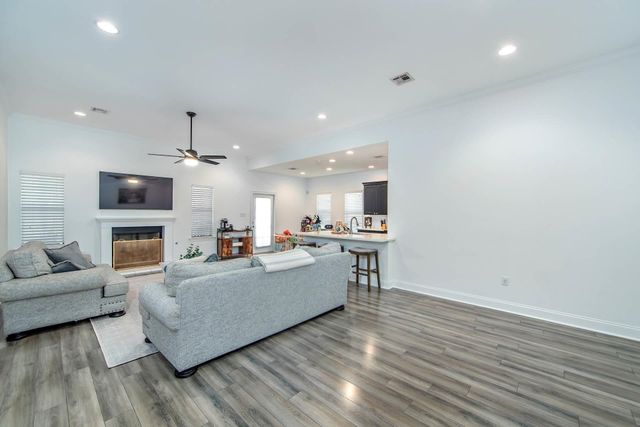 332 North Moss Drive, Houma, LA 70360