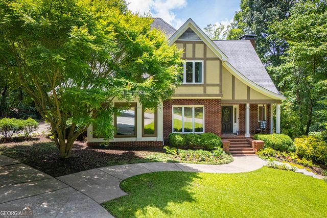 150 Laurel Lakes Drive, Carrollton, GA 30116
