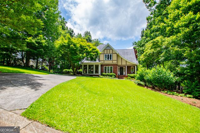 150 Laurel Lakes Drive, Carrollton, GA 30116