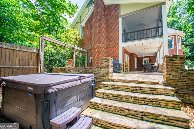 150 Laurel Lakes Drive, Carrollton, GA 30116