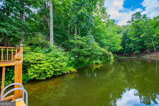 150 Laurel Lakes Drive, Carrollton, GA 30116
