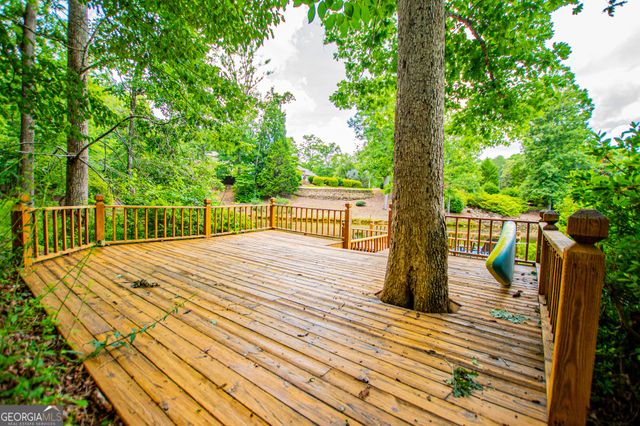 150 Laurel Lakes Drive, Carrollton, GA 30116