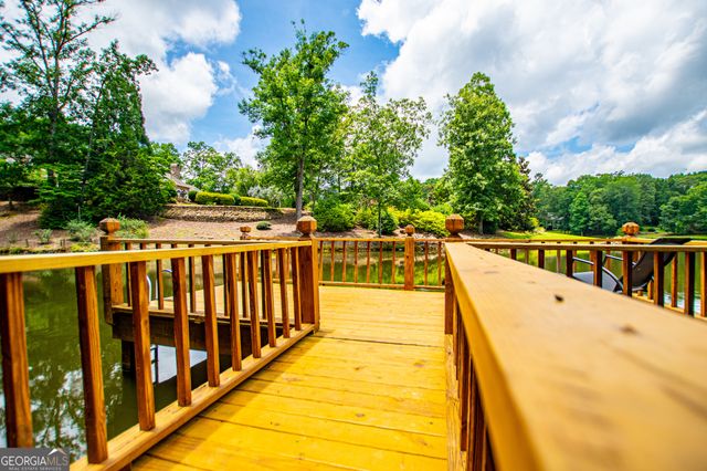 150 Laurel Lakes Drive, Carrollton, GA 30116
