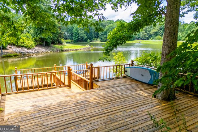 150 Laurel Lakes Drive, Carrollton, GA 30116