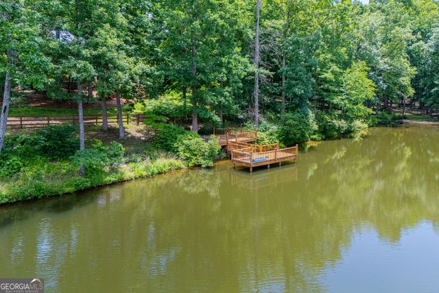 150 Laurel Lakes Drive, Carrollton, GA 30116