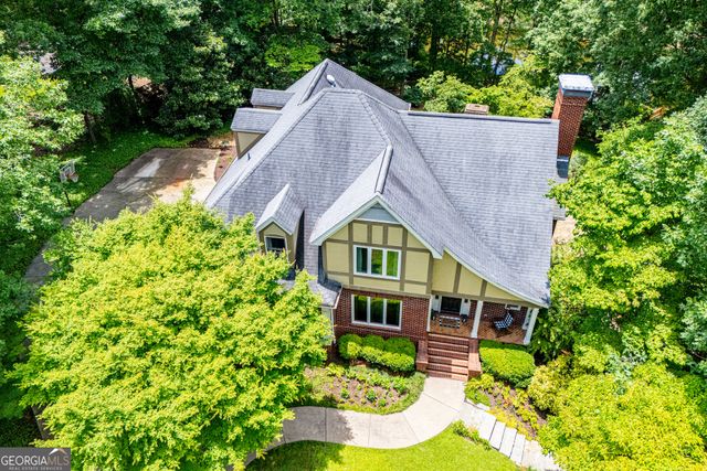150 Laurel Lakes Drive, Carrollton, GA 30116