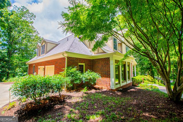 150 Laurel Lakes Drive, Carrollton, GA 30116