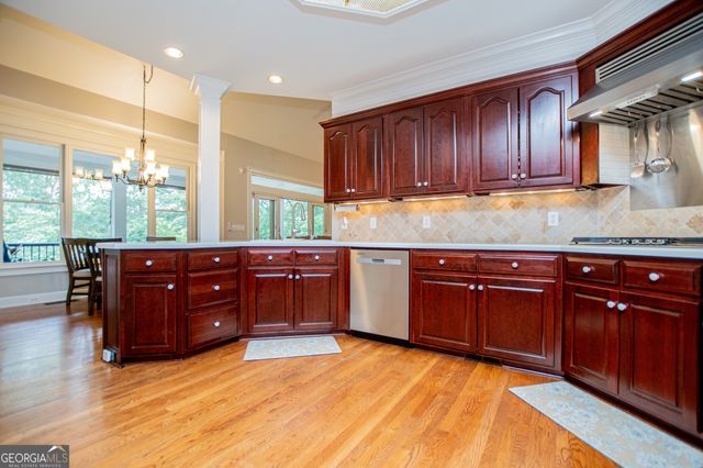 150 Laurel Lakes Drive, Carrollton, GA 30116