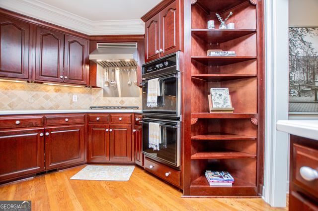150 Laurel Lakes Drive, Carrollton, GA 30116