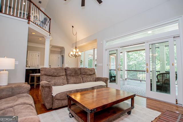 150 Laurel Lakes Drive, Carrollton, GA 30116