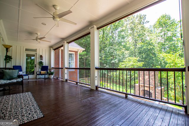 150 Laurel Lakes Drive, Carrollton, GA 30116