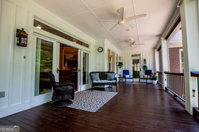 150 Laurel Lakes Drive, Carrollton, GA 30116