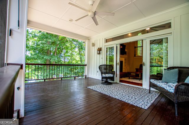 150 Laurel Lakes Drive, Carrollton, GA 30116