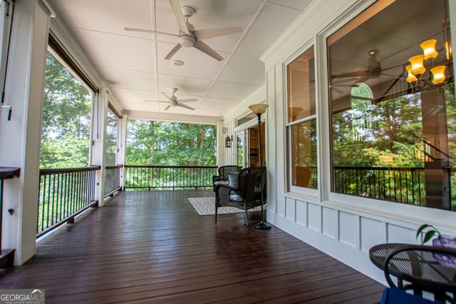 150 Laurel Lakes Drive, Carrollton, GA 30116