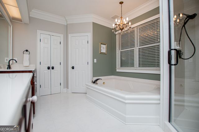 150 Laurel Lakes Drive, Carrollton, GA 30116