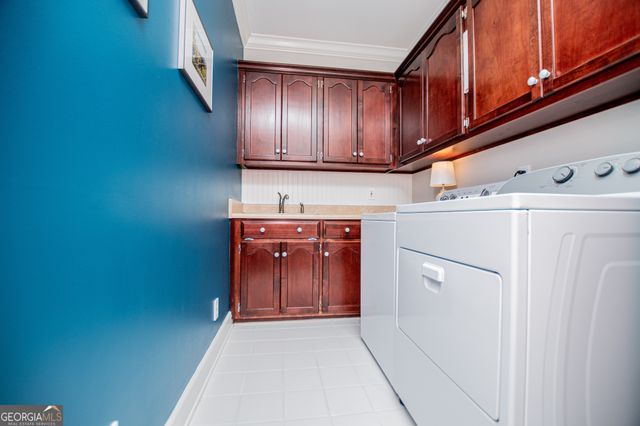 150 Laurel Lakes Drive, Carrollton, GA 30116