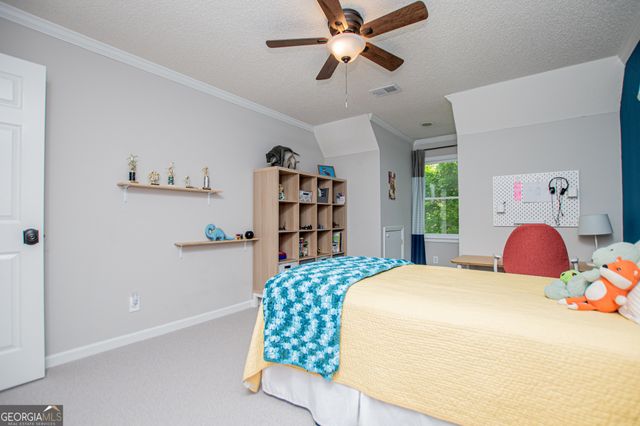 150 Laurel Lakes Drive, Carrollton, GA 30116