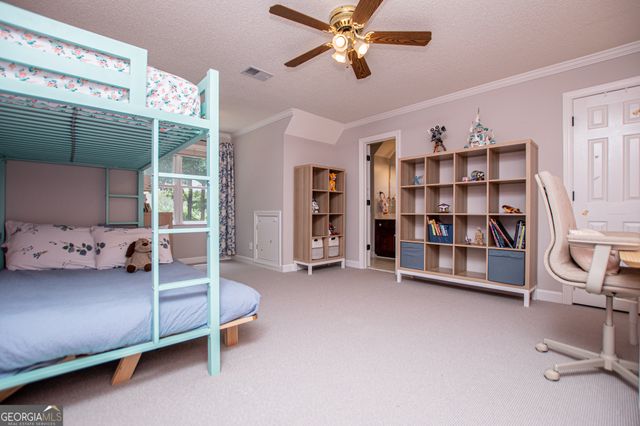 150 Laurel Lakes Drive, Carrollton, GA 30116