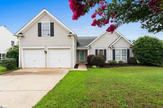 2 Grayhawk Way, Simpsonville, SC 29681
