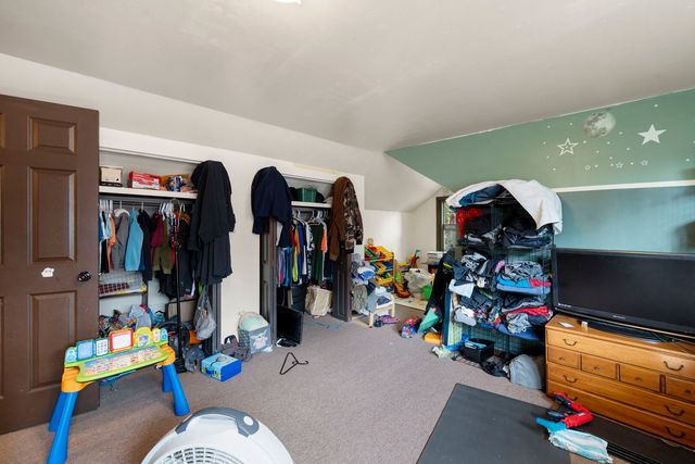 4655 N Keating Avenue, Chicago, IL 60630